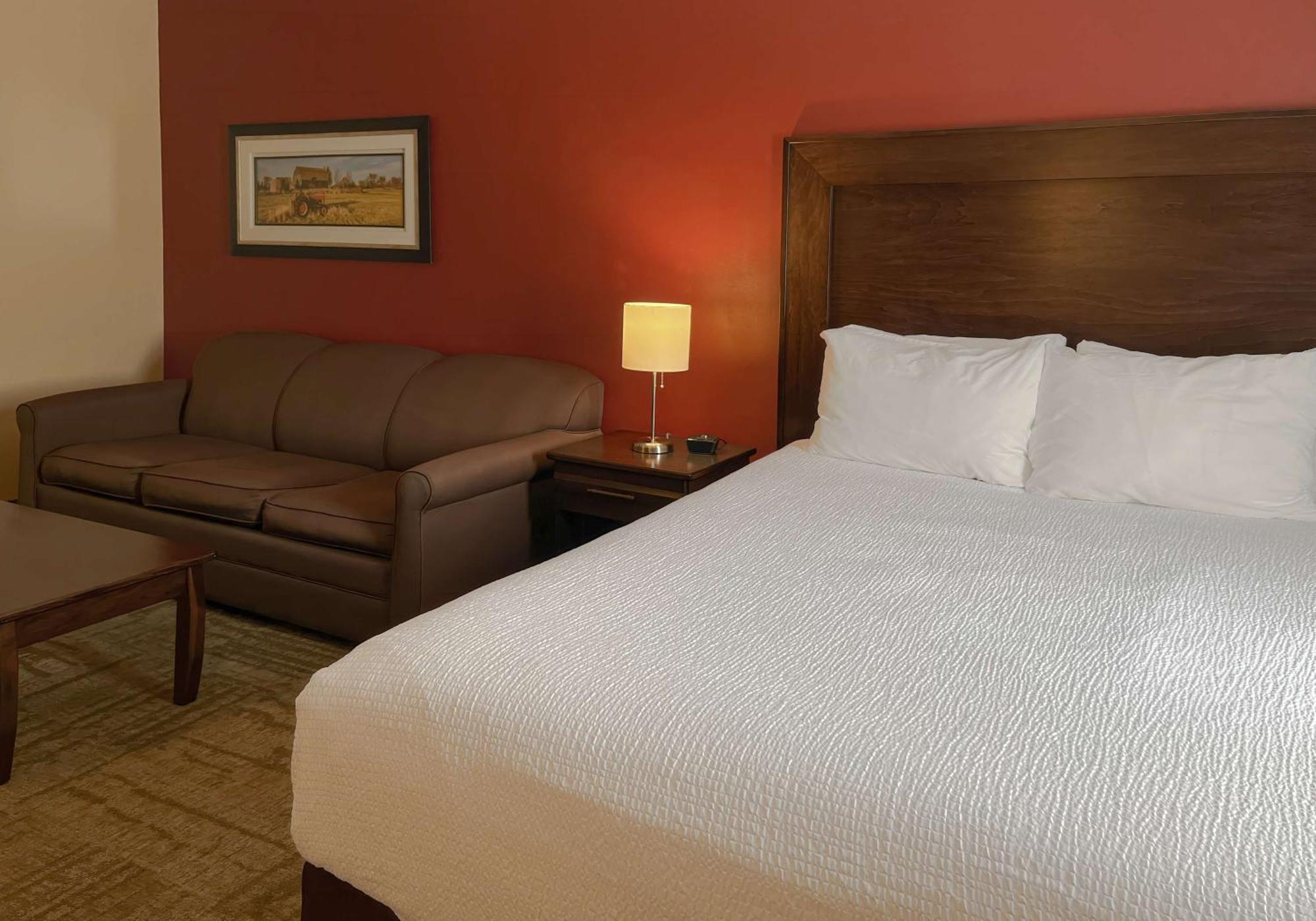 Coast Swift Current Hotel מראה חיצוני תמונה